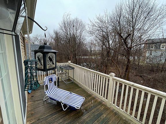 3rd image of 28 Essex Green Ln #28