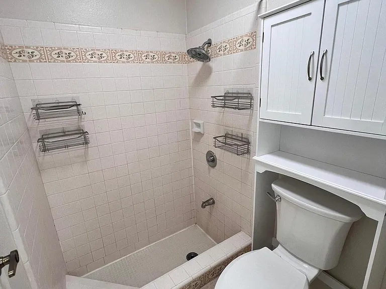 16640 N 29th Dr — Photo 23