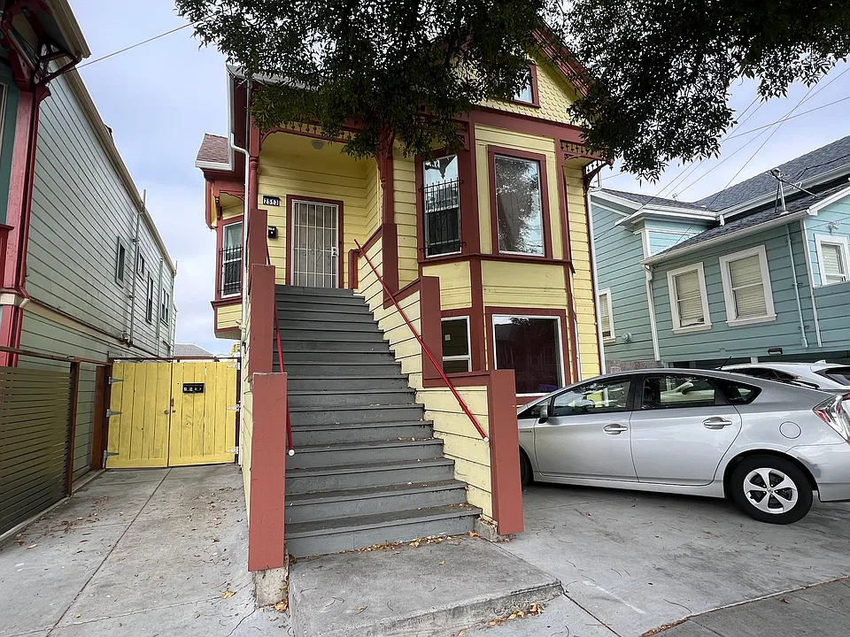 2511 Filbert St