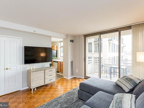 3rd image of 7111 Woodmont Ave APT 415
