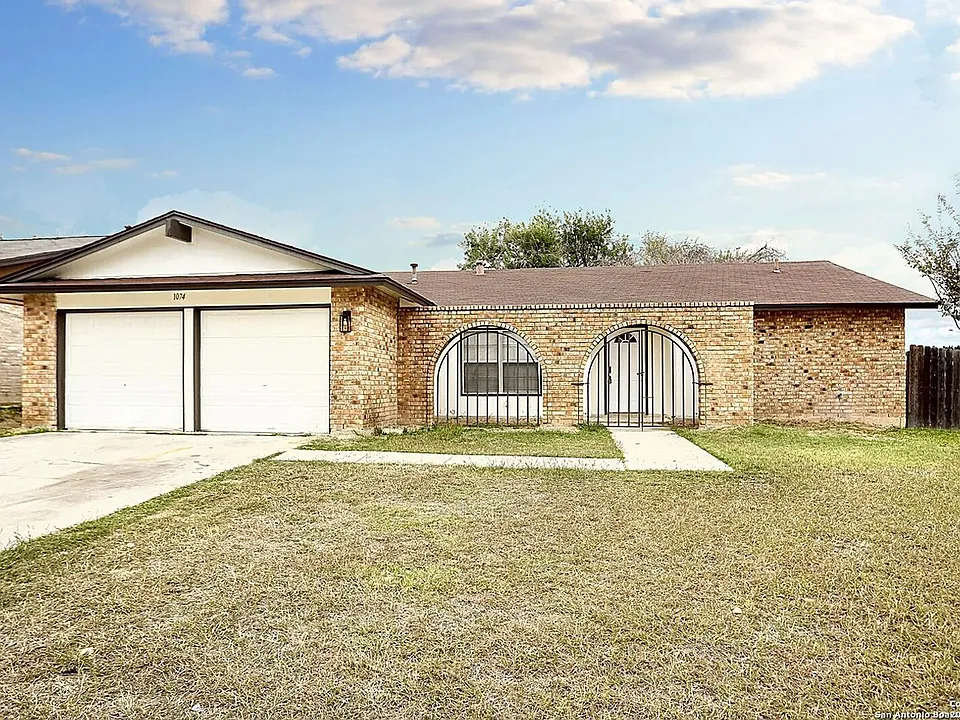 1074 Ferdinand Dr