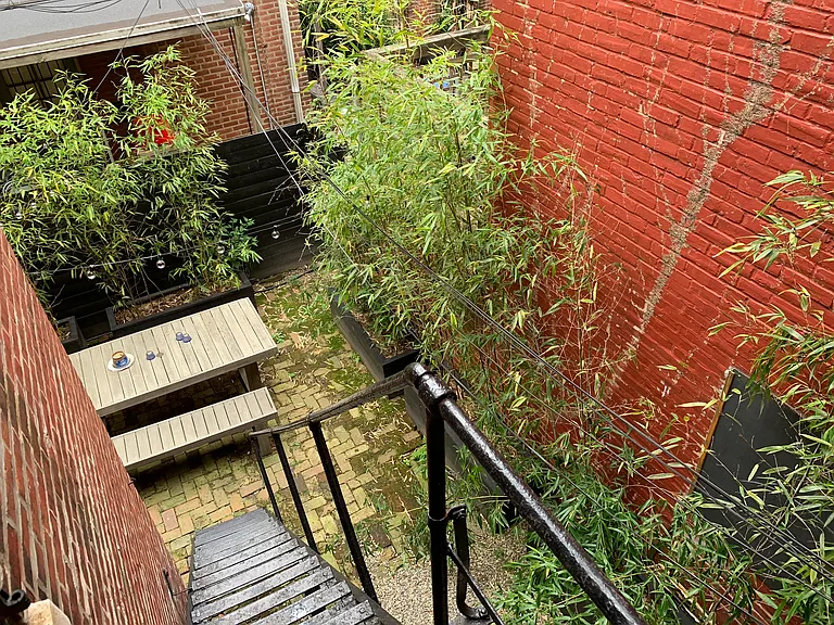 313 S 18th St #1R — Photo 10