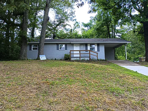 47 Oakwood Dr Photo 1