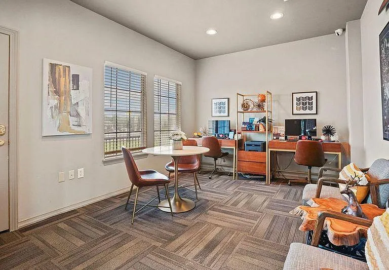 Remington Wichita Apts. — Photo 15