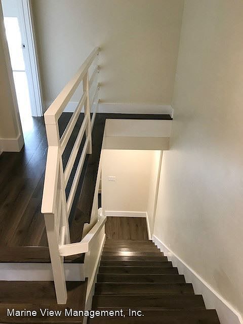 1st image of 1125 E Maple St Unit 11