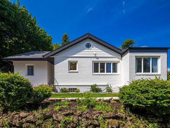 2nd image of 19300 Highland Dr