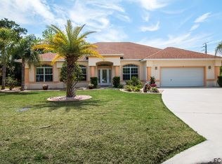 2 Cedardale Ct, Palm Coast, FL 32137