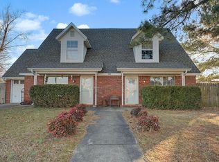 1402A NW Camellia Dr, Bentonville, AR 72712