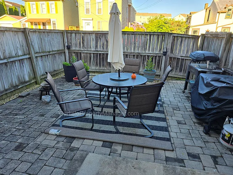 57 W Cabin Hollow Rd #4 — Photo 2