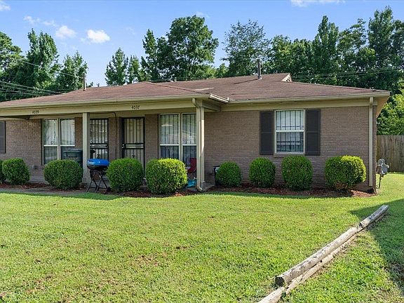 3rd image of 4037 Forest View Dr
