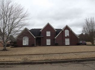 911 Crosswinds Way, Collierville, TN 38017