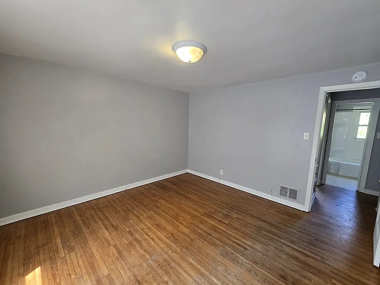 227 Madison St — Photo 20