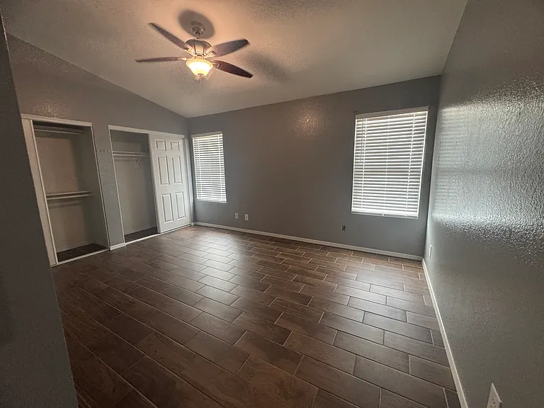 4061 E Taro Ln — Photo 7