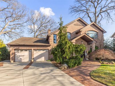 796 Hancock Avenue, Franklin Square, NY, 11010