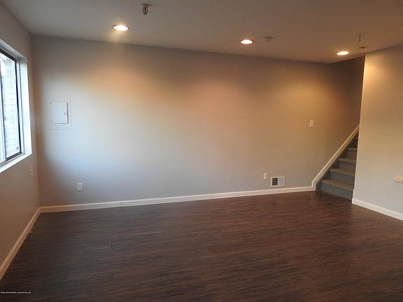 2nd image of 18 Walker Dr