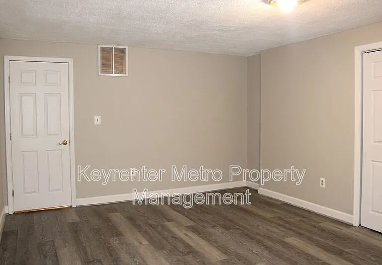 1614 Albert Dr — Photo 65