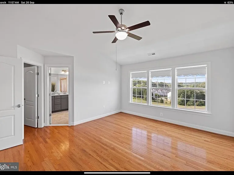 15332 Ballerina Loop — Photo 3