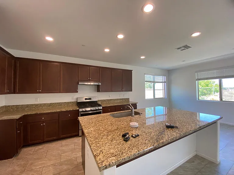 24550 Snapdragon Way — Photo 2