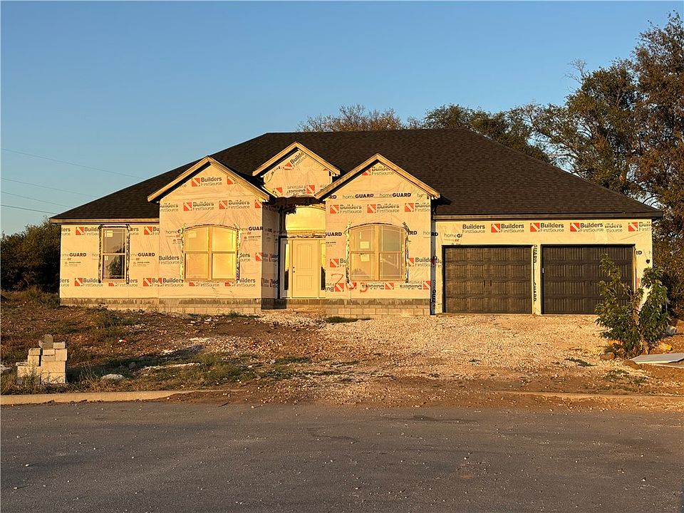 1st image of 705 W Shane Ct