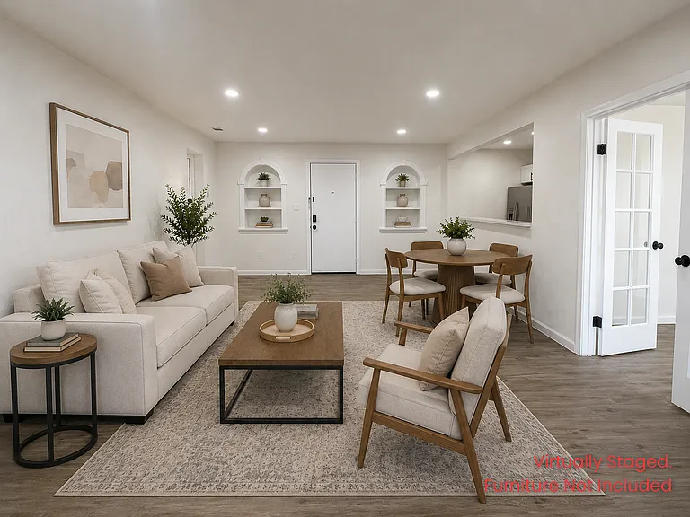 5934 Victor St #3 — Photo 2