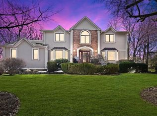 4 Mills Rd, Suffern, NY 10901