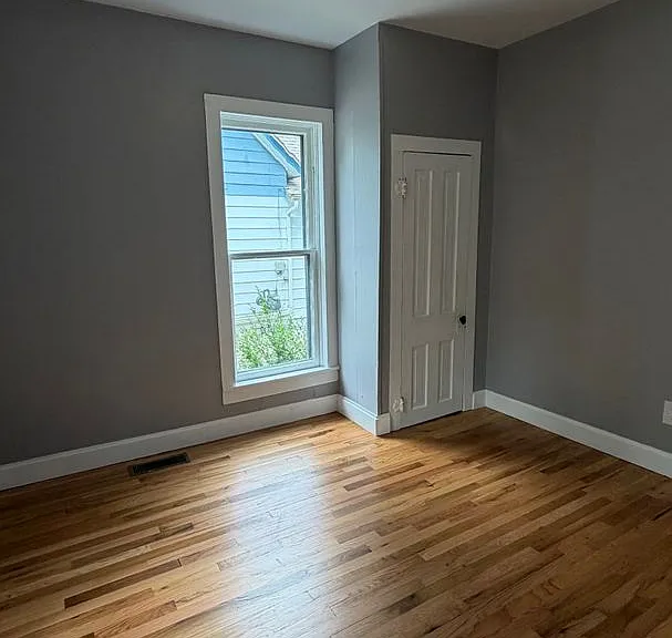 824 Lincoln Ave — Photo 8