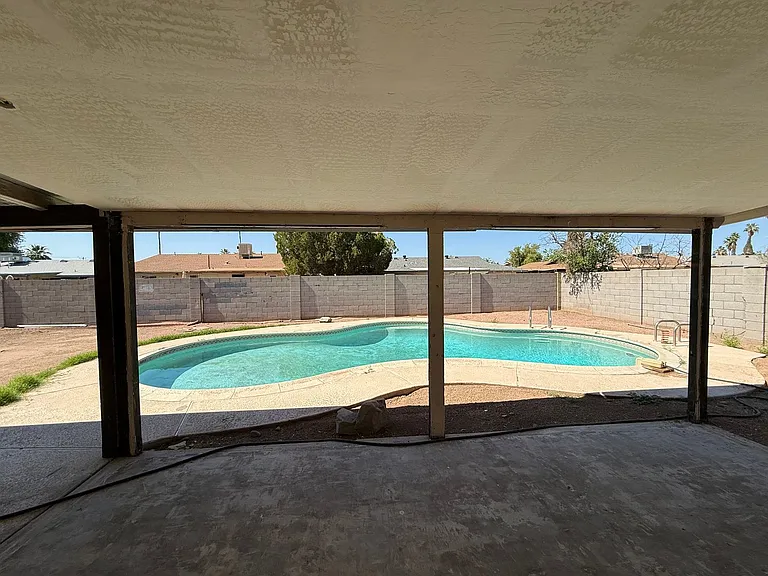 316 E Dunbar Dr — Photo 33