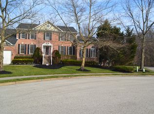 5 Broadacre Ct, Mount Laurel, NJ 08054