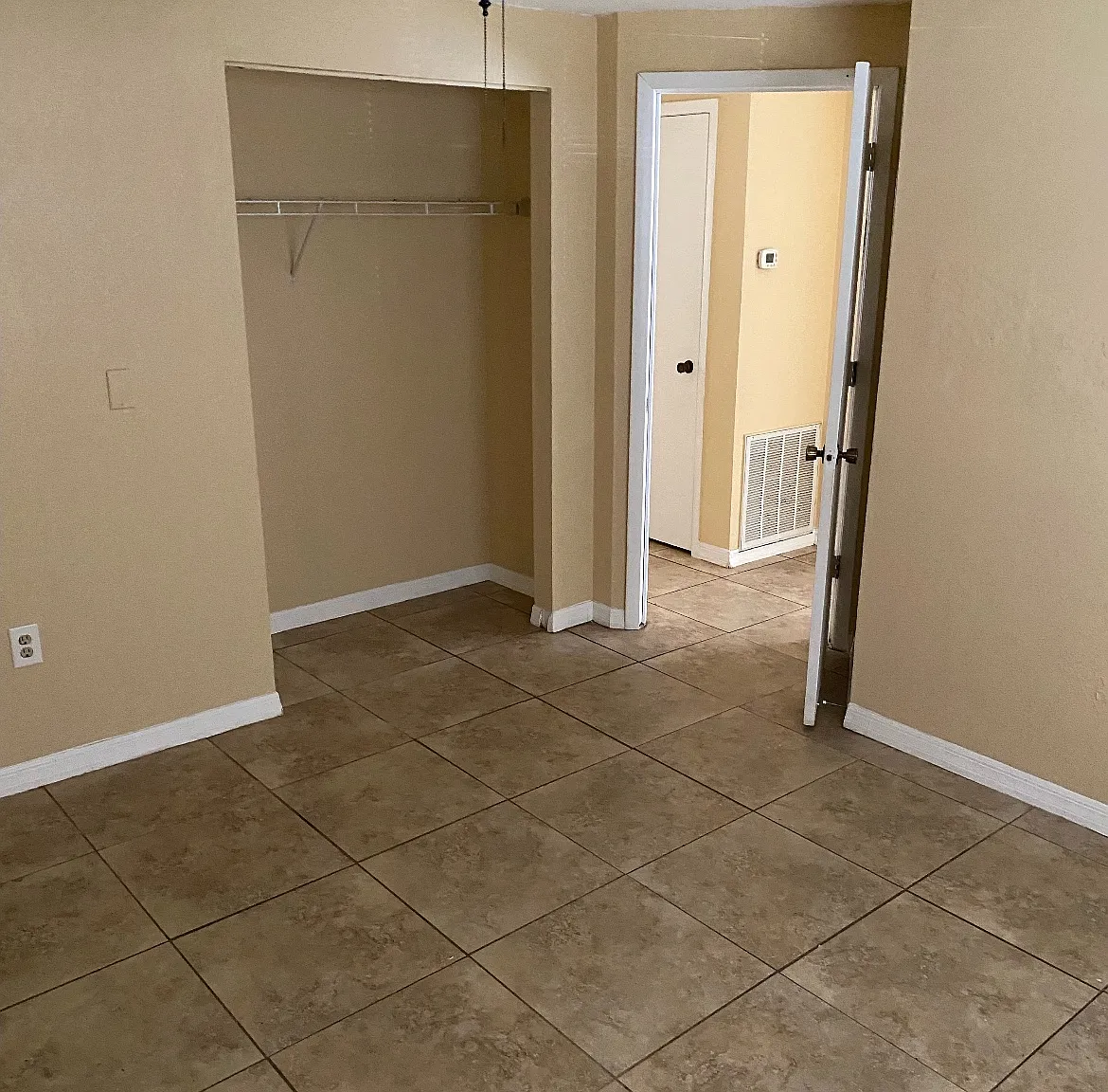 4508 60th Street Ct W — Photo 3