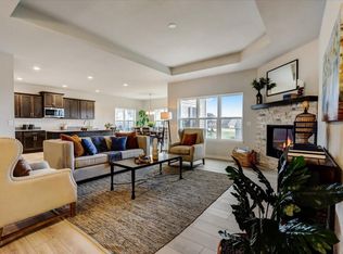 3742 Howell Oaks Dr, Waukesha, WI 53188