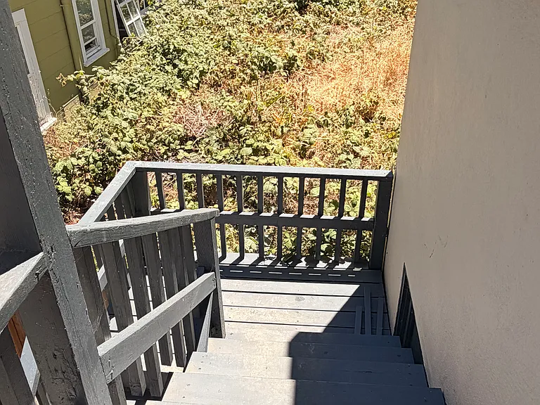 1325 Pomona St — Photo 20