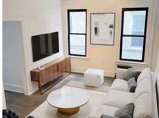 47-22 46th St #1W, Woodside, NY 11377