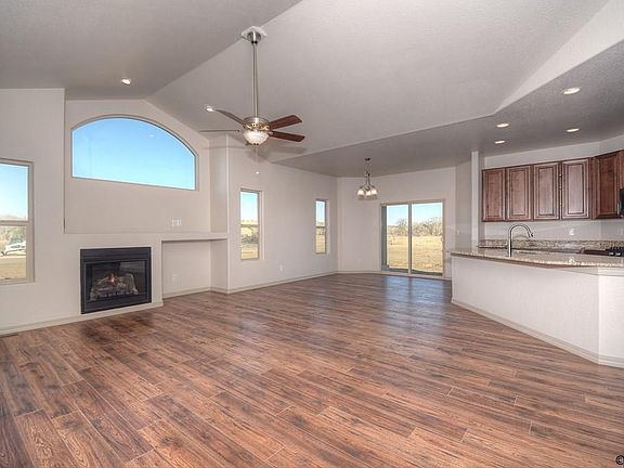 2nd image of 206 Junior Ct