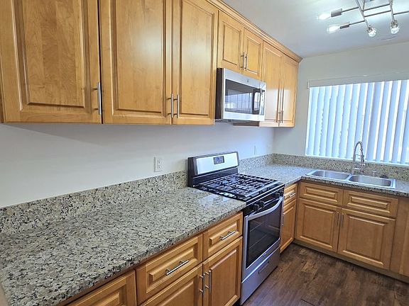 3rd image of 5245 Bakman Ave APT 1