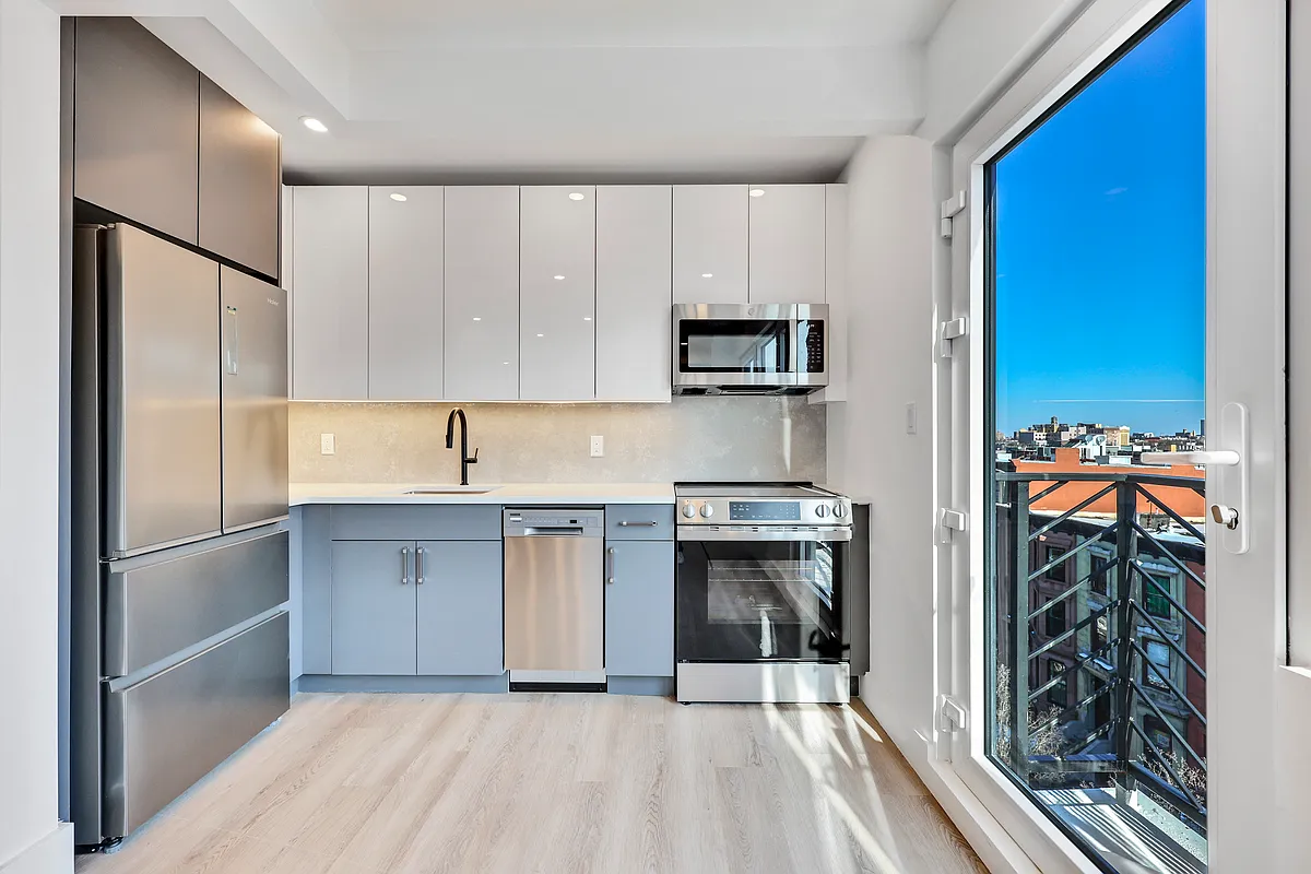 Building Photo - 1181 Fulton St #606