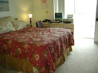 4th image of 4521 Bay Beach Ln APT 323