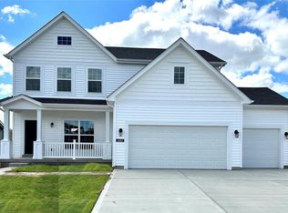 3257 River Breeze Ct, Saint Charles, MO 63301