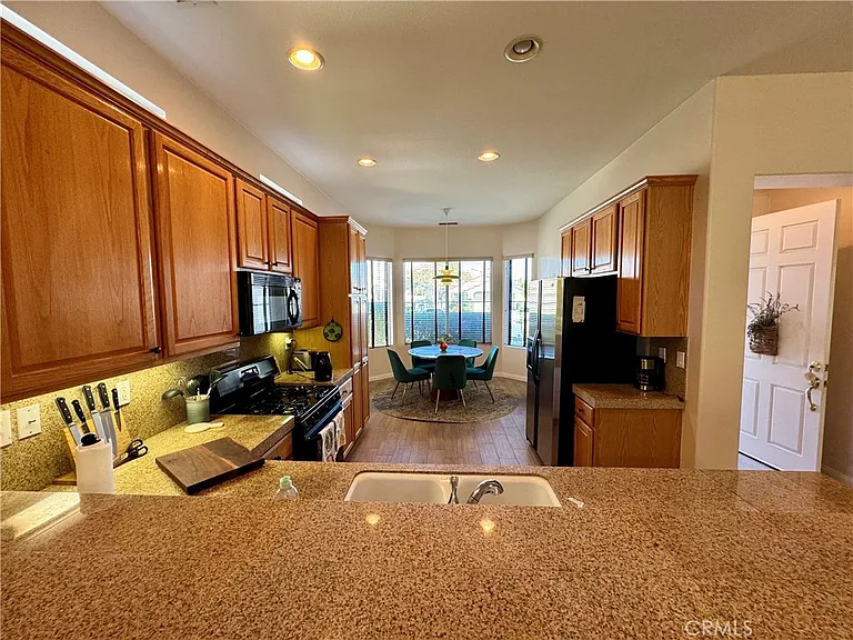 80589 Hoylake Dr — Photo 6