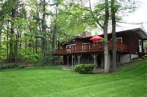 3rd image of 12 Northwood Dr