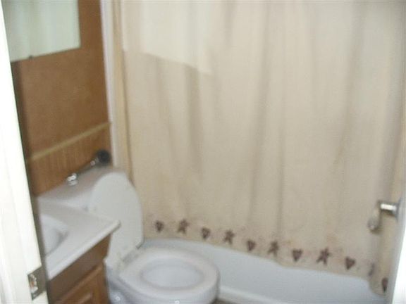 5th image of 739 Karen Pkwy