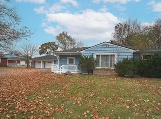 3700 W Walton Blvd, Waterford, MI 48329