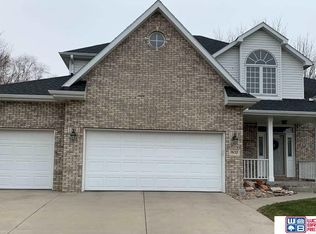 7652 Elk Creek Dr, Lincoln, NE 68516