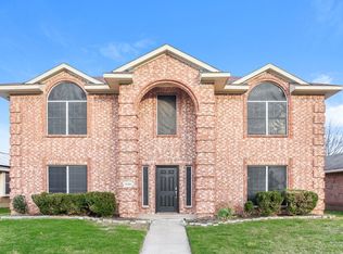 1530 Aberdeen Dr, Lancaster, TX 75134