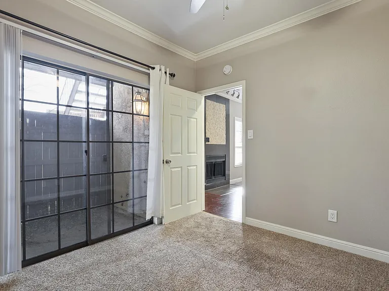 5757 E University Blvd #22B — Photo 17