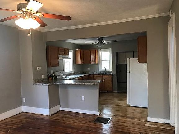 4th image of 454 W Larwill St #1
