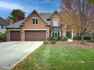 305 Vonder Ln, Geneva, IL 60134