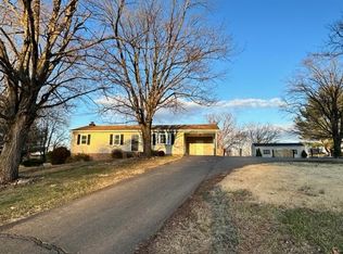 11679 Cemetery Rd, Bealeton, VA 22712