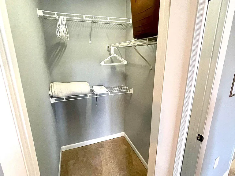 1401 Collegiate Cir #302 — Photo 9