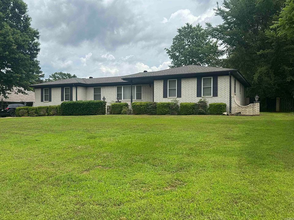1st image of 5 Briarwood Ln