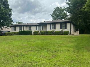5 Briarwood Ln, Clarksville, AR 72830